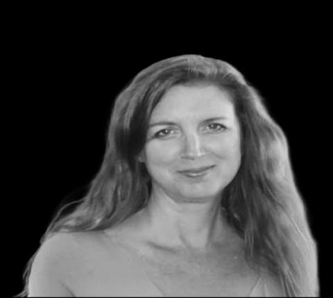 Heidi Coffer headshot