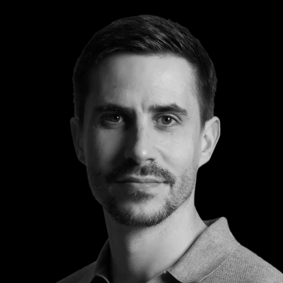 Geoff Charles portrait